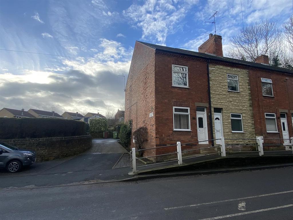 Main Street, Shirebrook, Mansfield 3 bed end of terrace house £95,000