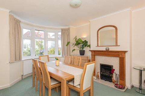 14 Rosedale Road, Epsom, KT17 2JQ