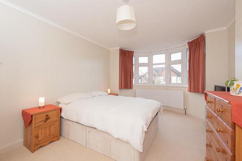 14 Rosedale Road, Epsom, KT17 2JQ