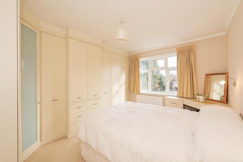 14 Rosedale Road, Epsom, KT17 2JQ