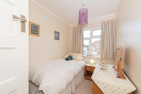 14 Rosedale Road, Epsom, KT17 2JQ