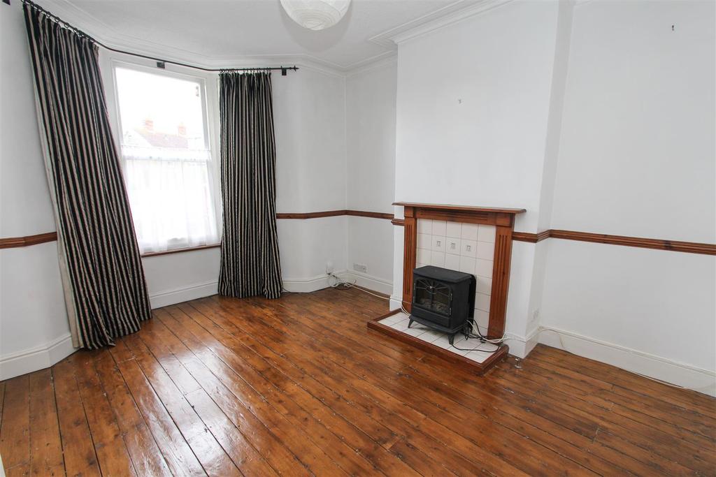 Bath Hill, Keynsham, Bristol 2 bed house £280,000
