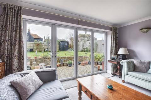 53 Peartree Lane, Bexhill-on-sea, TN39 4RQ