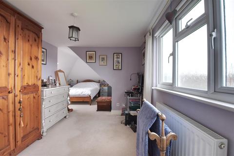 53 Peartree Lane, Bexhill-on-sea, TN39 4RQ