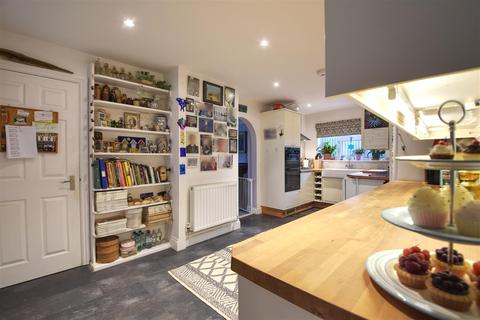 53 Peartree Lane, Bexhill-on-sea, TN39 4RQ