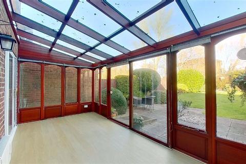 5 Bishopstone, Bradville, Milton Keynes, MK13 7DQ