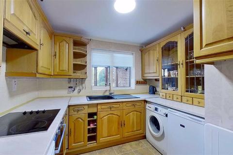 5 Bishopstone, Bradville, Milton Keynes, MK13 7DQ