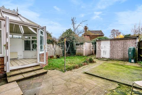 153 Devonshire Road, London, NW7 1DX