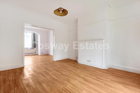 153 Devonshire Road, London, NW7 1DX