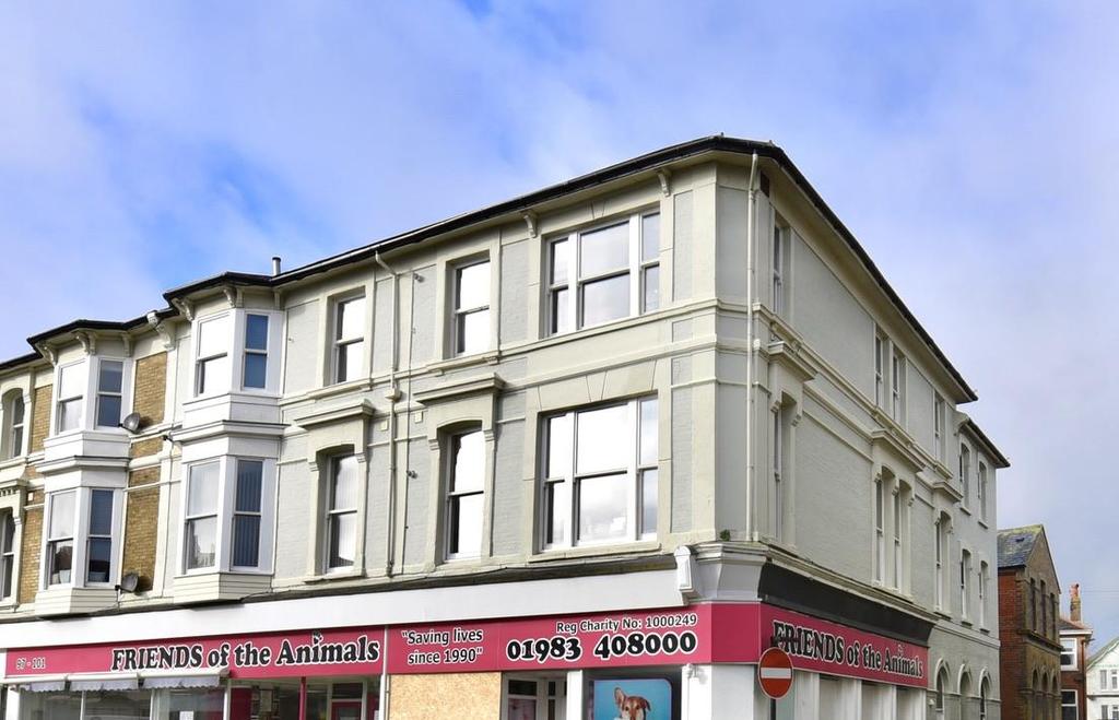 4 Albion Road, Sandown 1 bed apartment £125,000