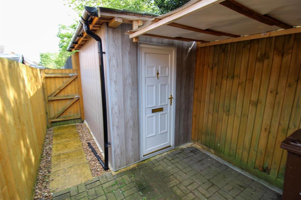 Outside Storage Two/Side Access