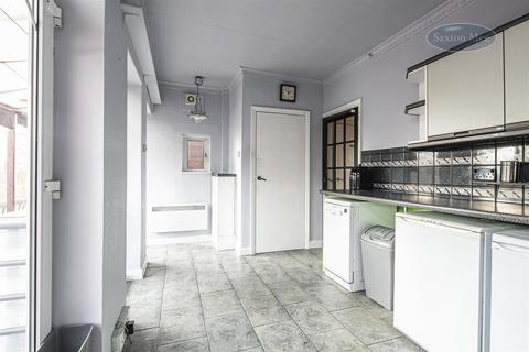 8 Campsall Drive, Sheffield, S10 5FZ
