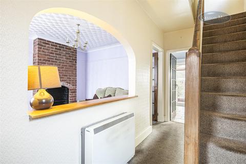 8 Campsall Drive, Sheffield, S10 5FZ