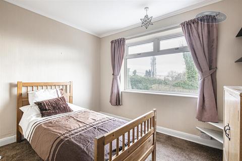 8 Campsall Drive, Sheffield, S10 5FZ