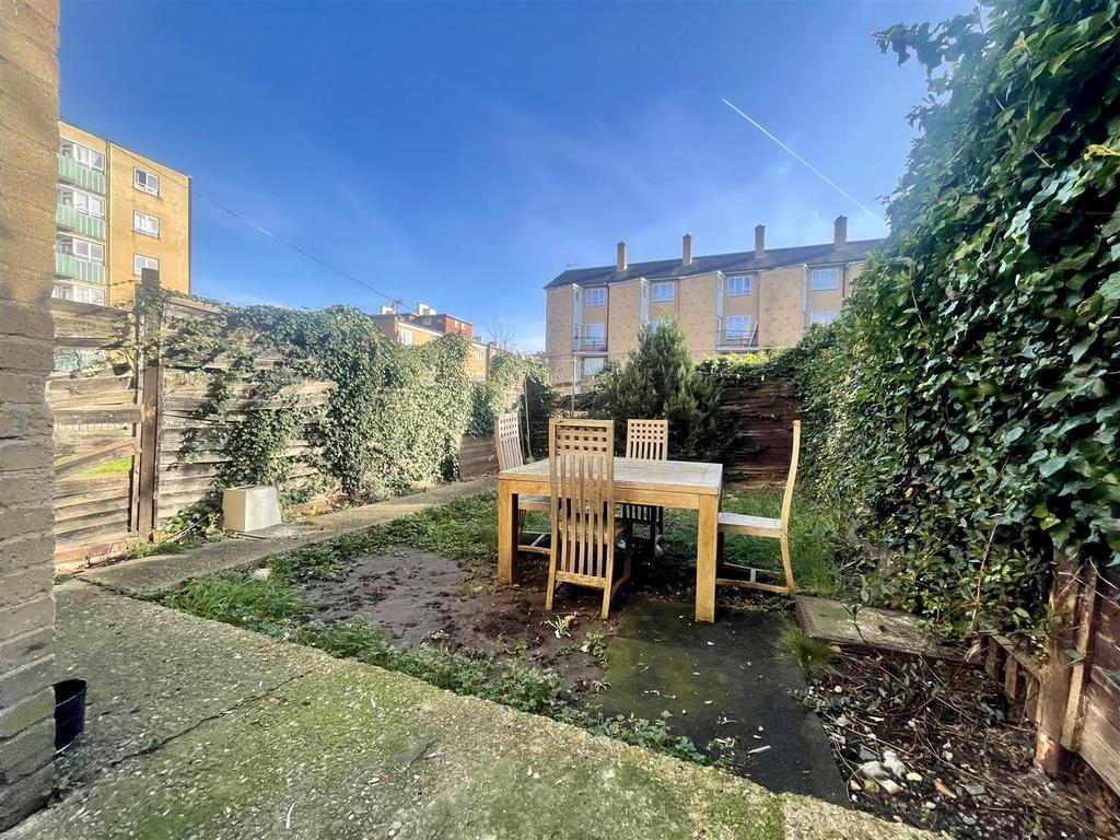 47 F17 C93-0267-4 DD9-A535-A70 B59 C37 D40.jpeg