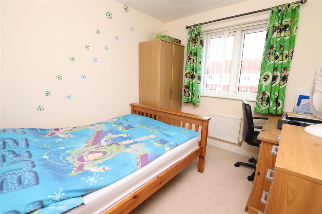 Bedroom 2.JPG