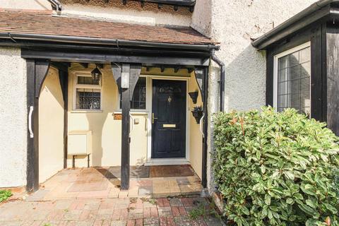 95 Russell Road, Buckhurst Hill, IG9 5QF