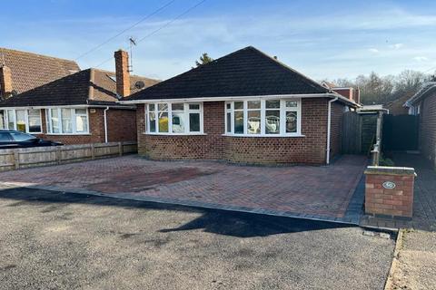 3 bedroom detached bungalow for sale - Woodland Avenue, Overstone, Northamptonshire, NN6
