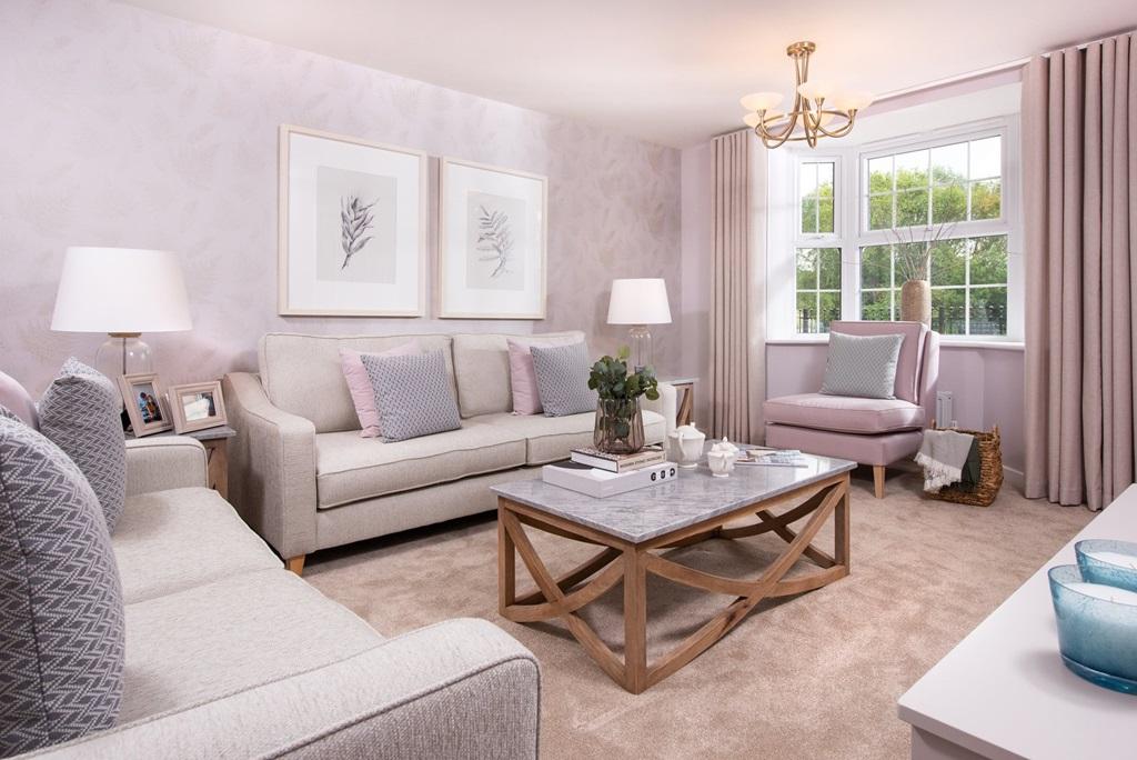 Bay-fronted lounge
