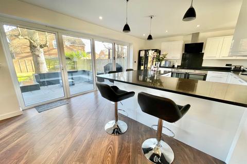 5 Rydal Way, Great Notley, Braintree, CM77 7UG