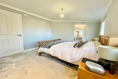 5 Rydal Way, Great Notley, Braintree, CM77 7UG