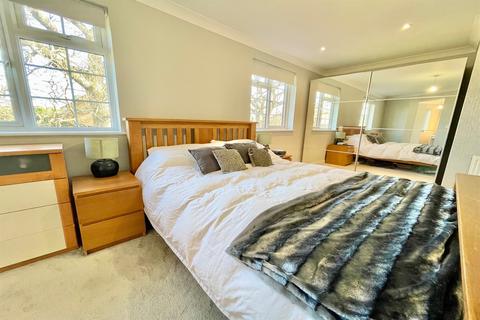 5 Rydal Way, Great Notley, Braintree, CM77 7UG