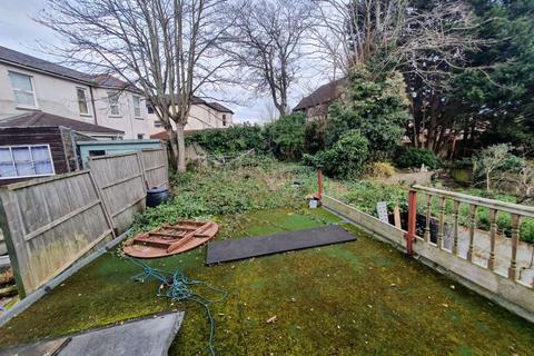 12 Gardens View, Bournemouth, BH1 3QA