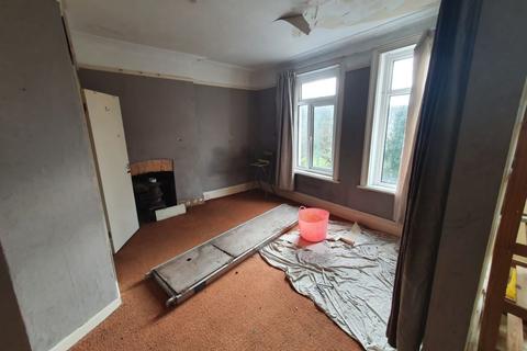 12 Gardens View, Bournemouth, BH1 3QA