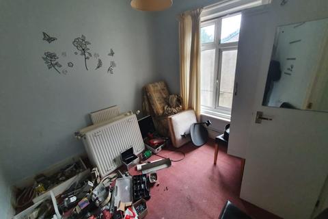 12 Gardens View, Bournemouth, BH1 3QA