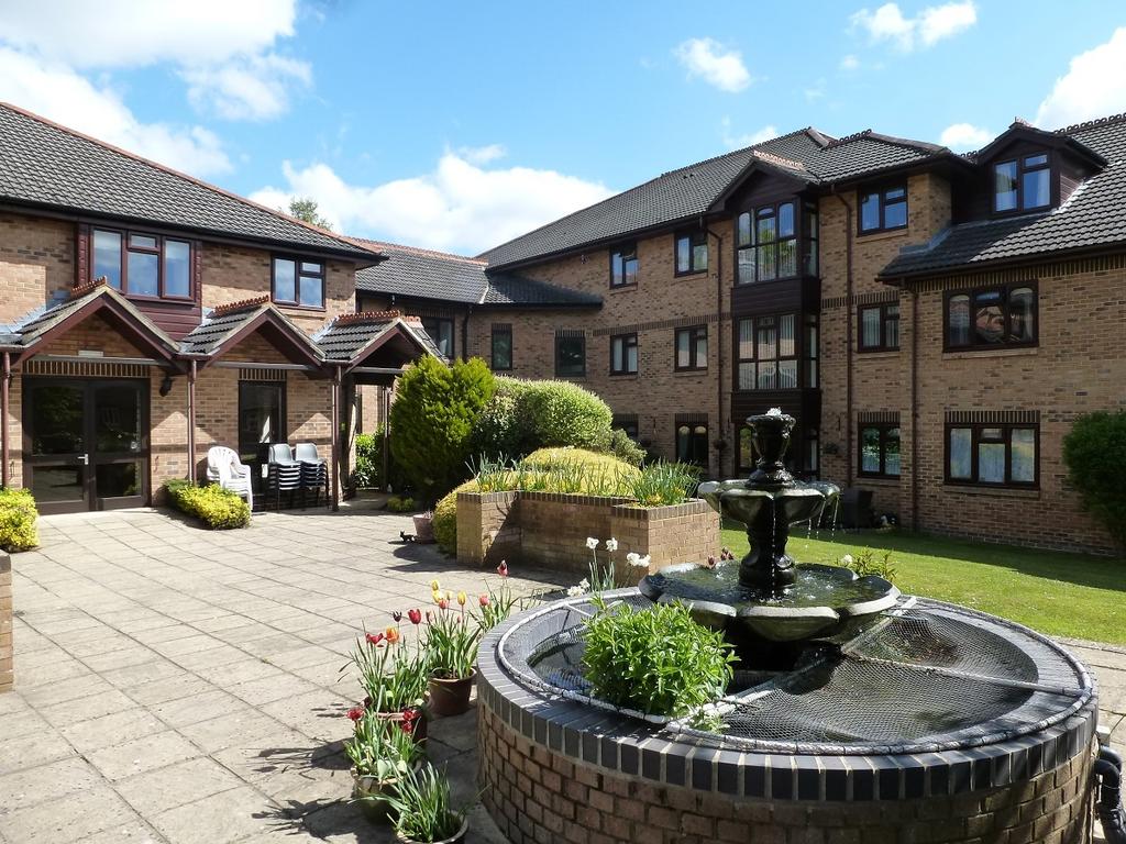 St. Christophers Gardens, Ascot SL5 2 bed retirement property £195,000