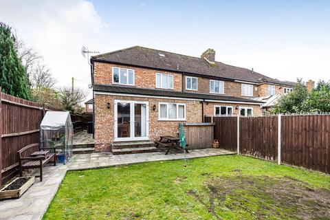 13 Alexander Close, Bromley, BR2 7LW