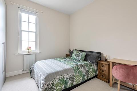 2 bedroom flat for sale - Bicester,  Oxfordshire,  OX27