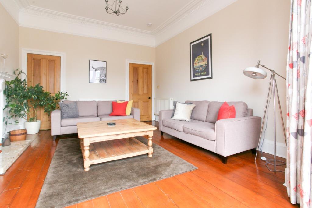 Darnell Road, Trinity, Edinburgh, EH5 2 bed flat £1,200 pcm (£277 pw)