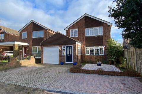 15 King Edwards Rise, Ascot, SL5 8JZ