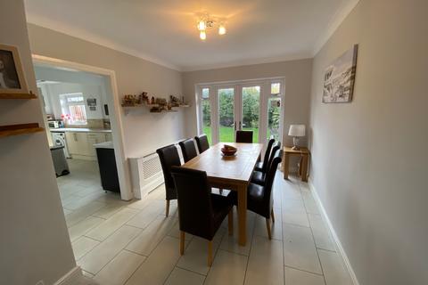 15 King Edwards Rise, Ascot, SL5 8JZ