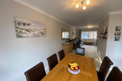 15 King Edwards Rise, Ascot, SL5 8JZ