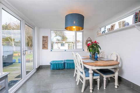 247 Ambleside Drive, Southend-on-sea, SS1 2UE