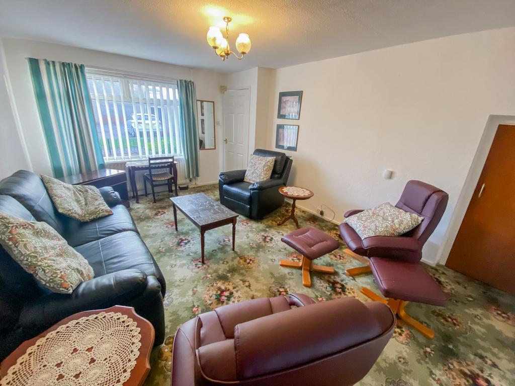 Oakley Drive, Cramlington... 3 bed terraced house £90,000