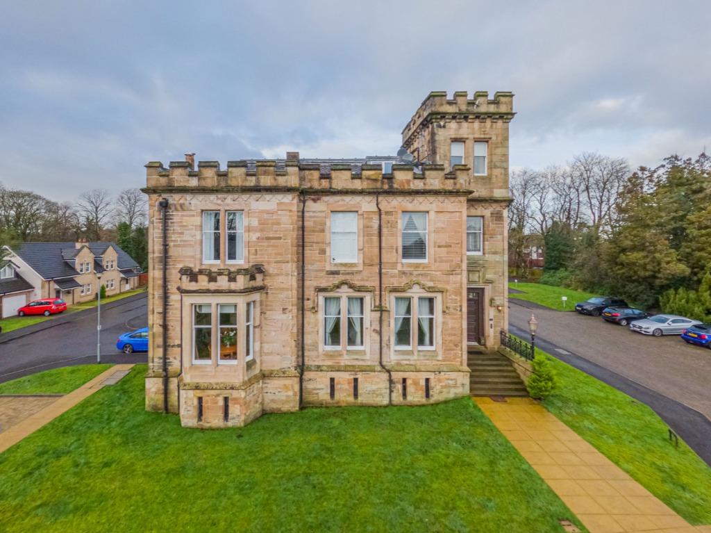 Tower Rais, 4 Montfort Park, Barrhead, Glasgow, G78 1SJ 1 bed apartment £1,000 pcm (£231 pw)
