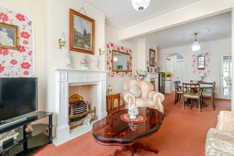 75 Catisfield Road, Enfield, EN3 6BB
