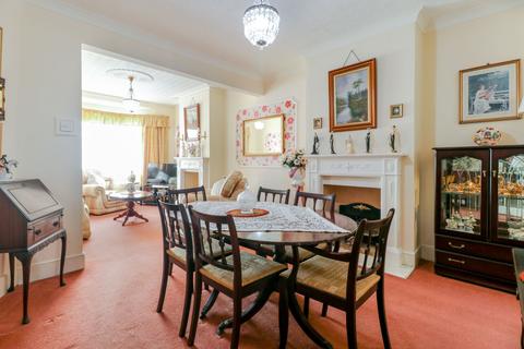 75 Catisfield Road, Enfield, EN3 6BB
