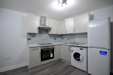 1 bedroom flat to rent, High Street, Slough, SL1