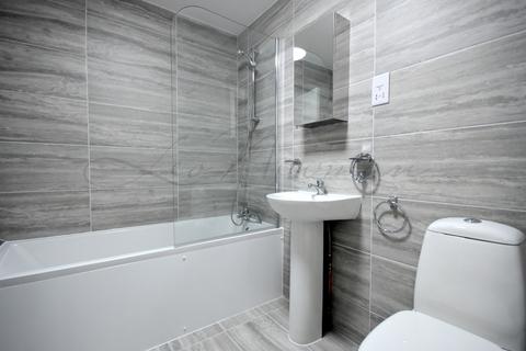 1 bedroom flat to rent, High Street, Slough, SL1