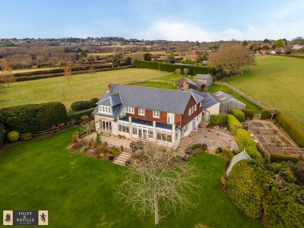 Middle Lane, Rushlake Green, Heathfield, East Sussex, TN21 5 bed