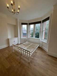 1 bedroom apartment to rent, High Street, Bramley, Busbridge and Hascombe, GU5