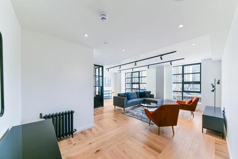 3 bedroom townhouse to rent, Townhouse, City Island Way, London City Island, E14