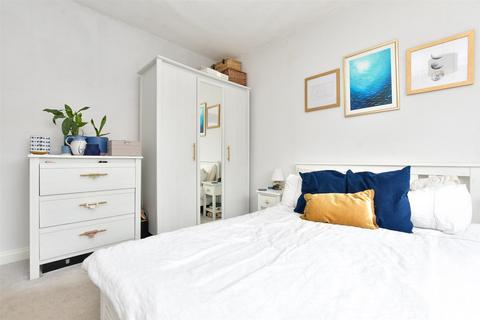 31 Beynon Road, Carshalton, SM5 3RW