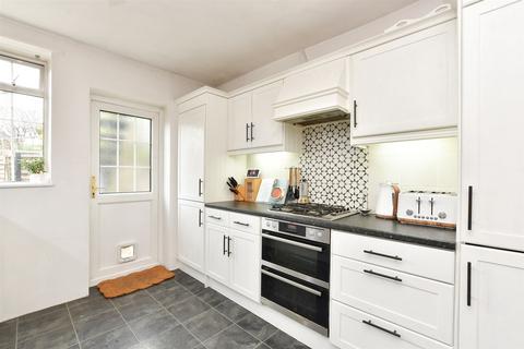 2 bedroom ground floor maisonette for sale, Beynon Road, Carshalton, Surrey