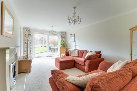 19 Barnwell Drive, Hockley, SS5 4UZ