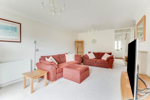 19 Barnwell Drive, Hockley, SS5 4UZ